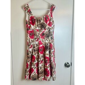 Maggy London sleeveless fit and flare dress size 6